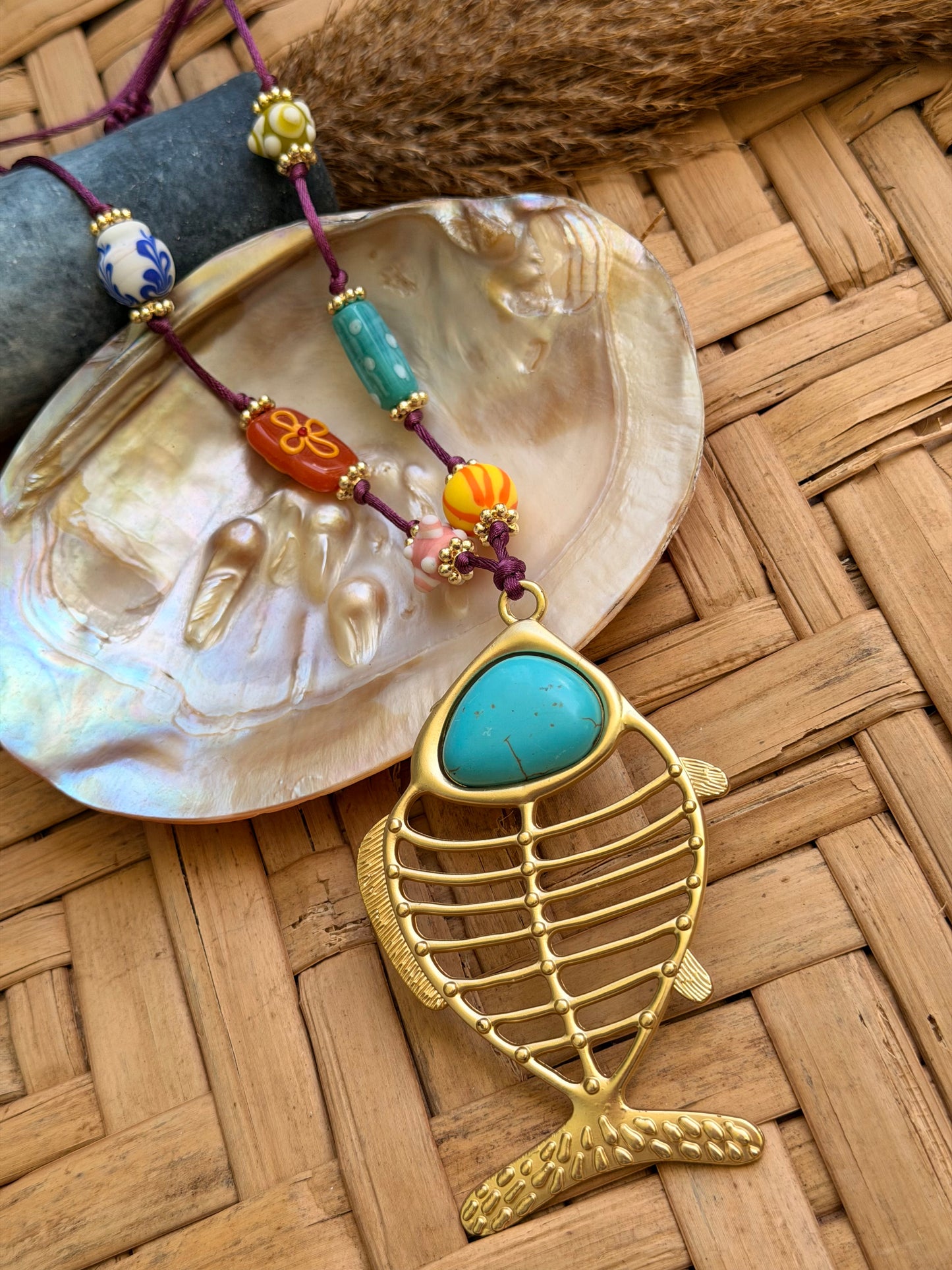 Turquesa fish necklace