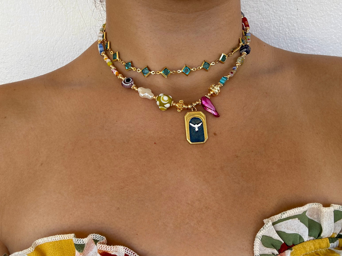 Espíritu Santo necklace