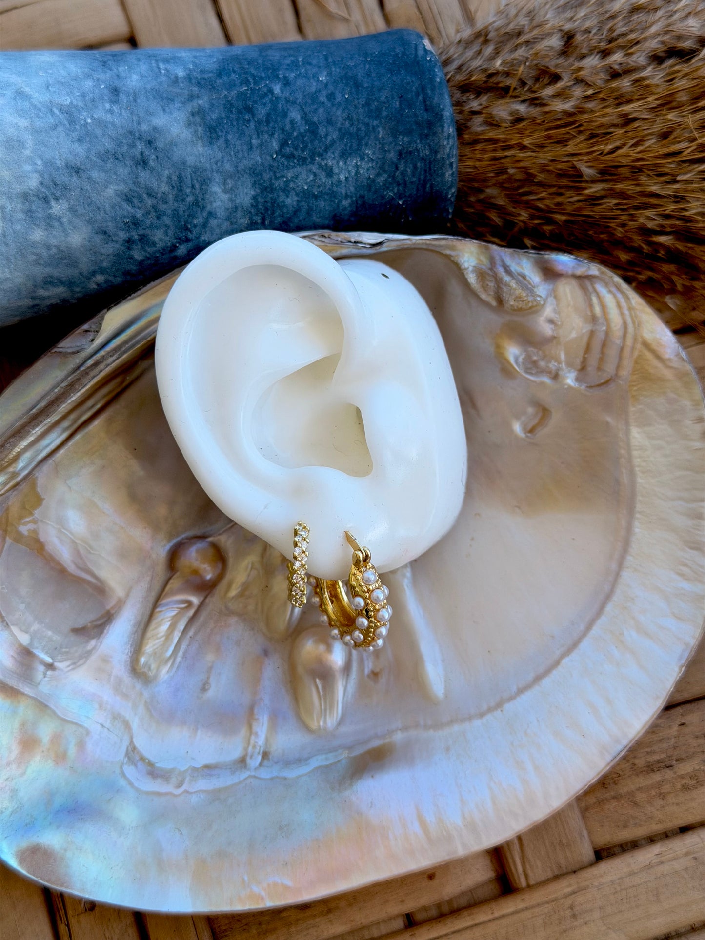 Thin zirconia hoops