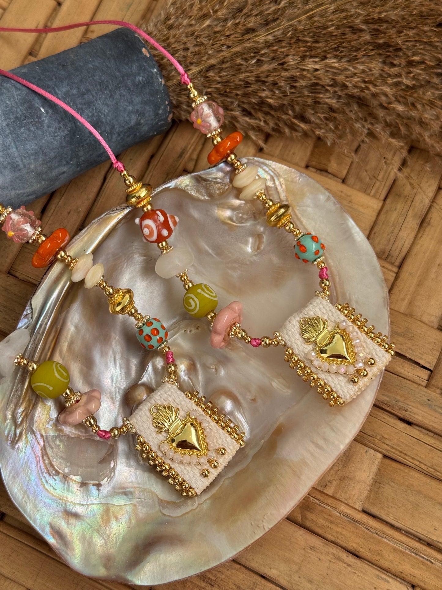 Sagrado Corazón tropi necklace