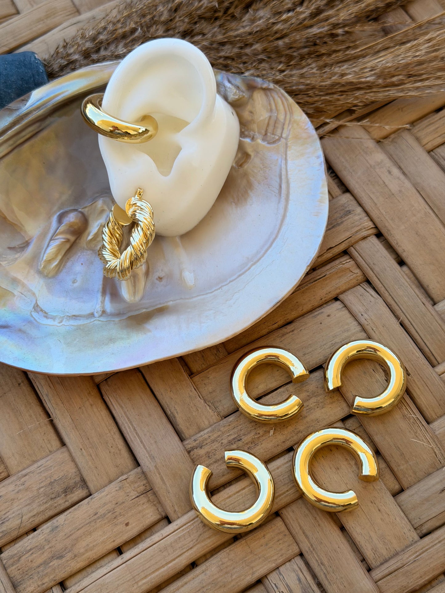Chunky earcuff