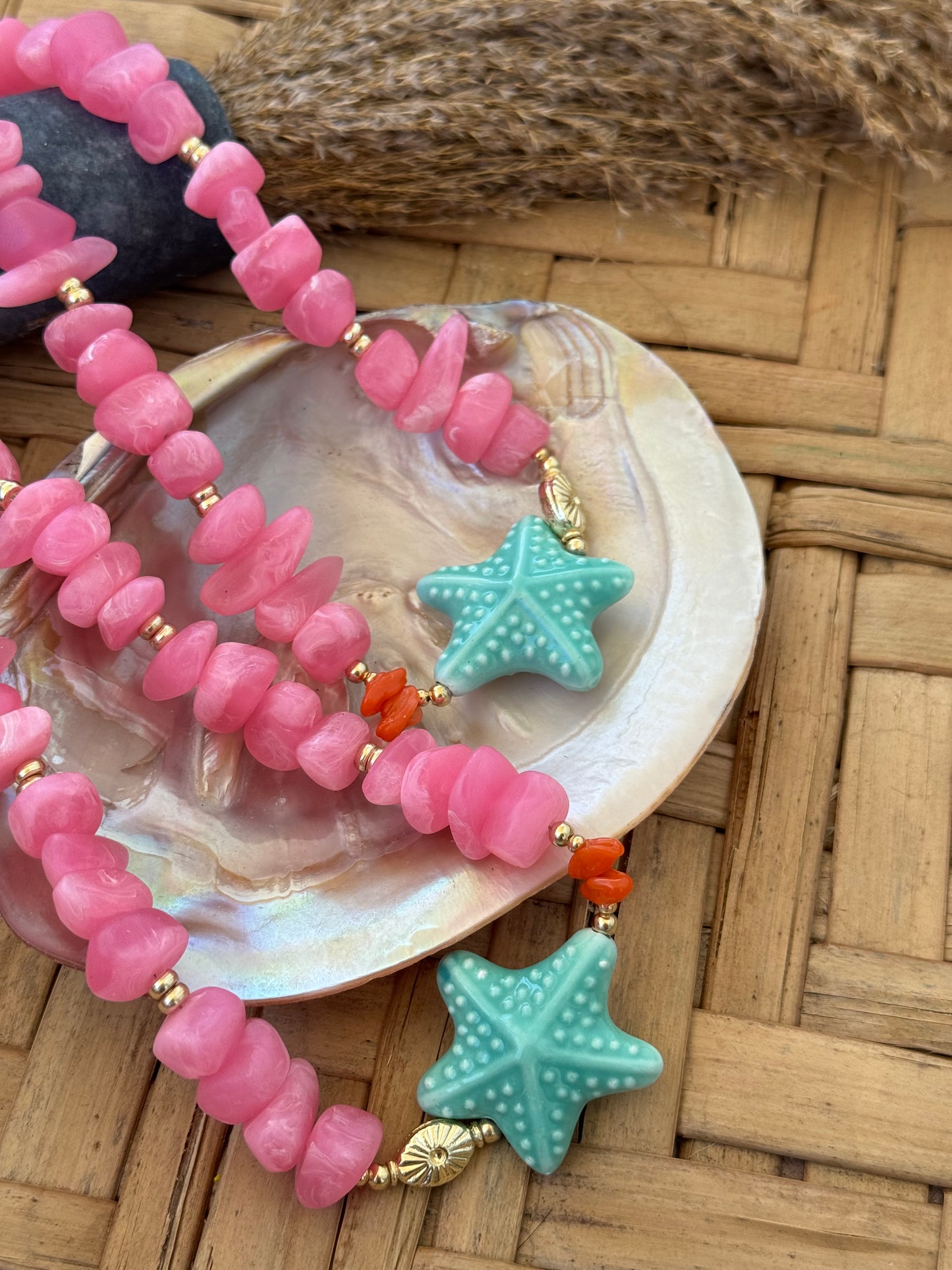 Icacos pink necklace