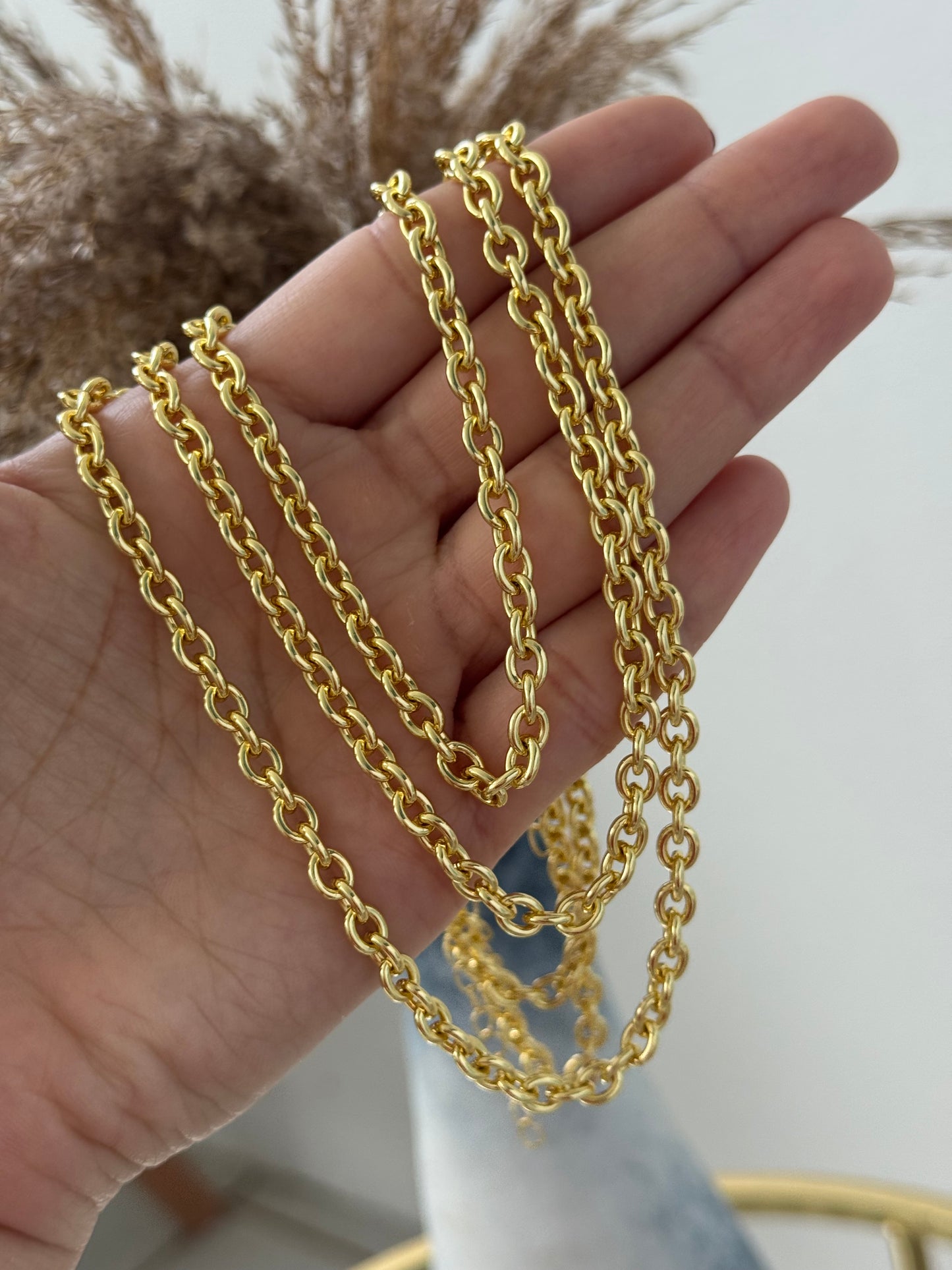 Oval link chain