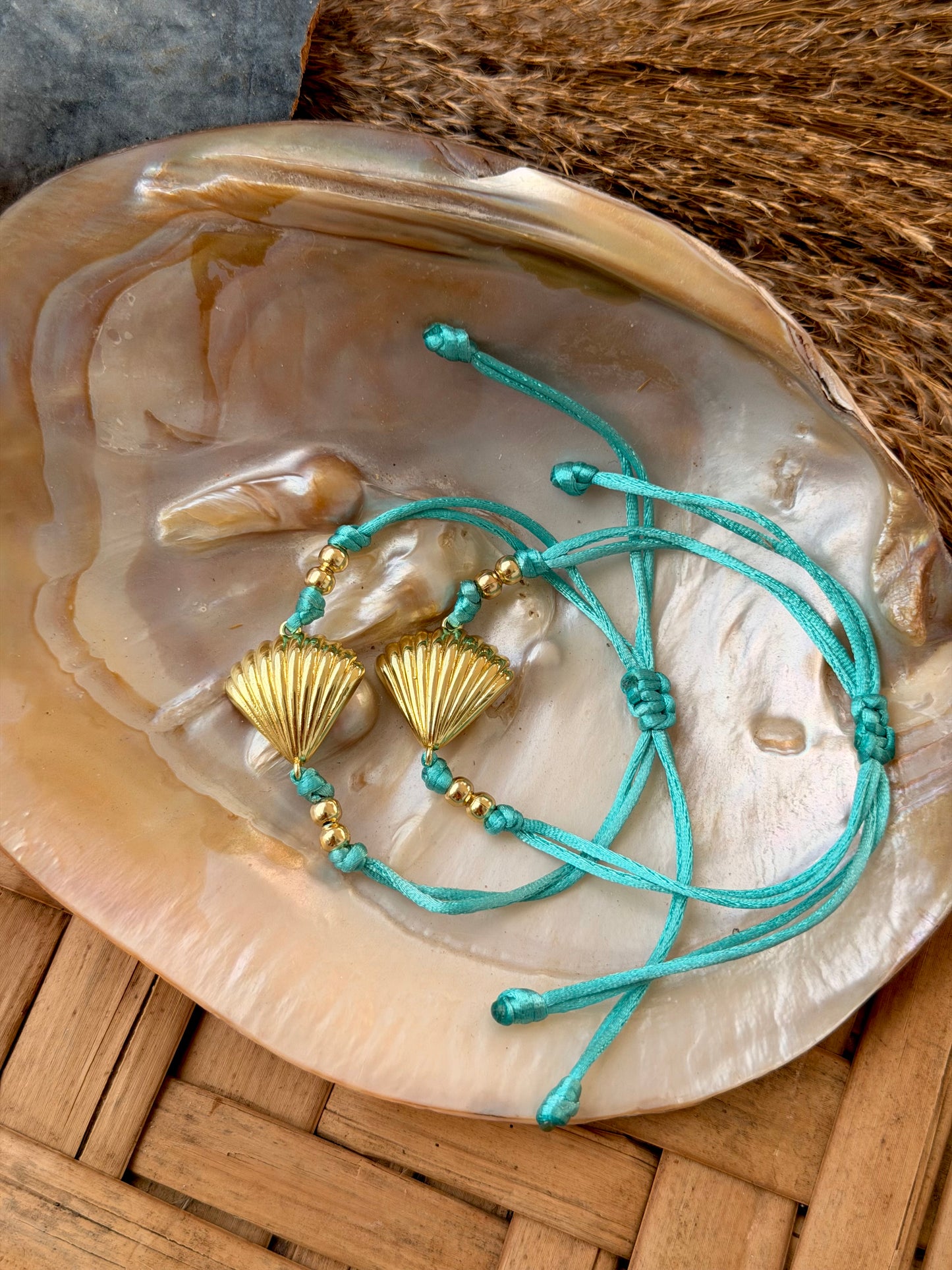 Concha bracelet