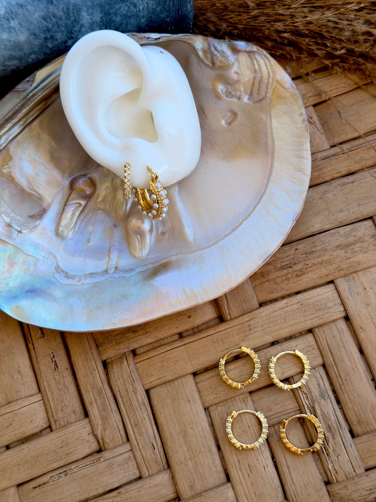 Thin zirconia hoops