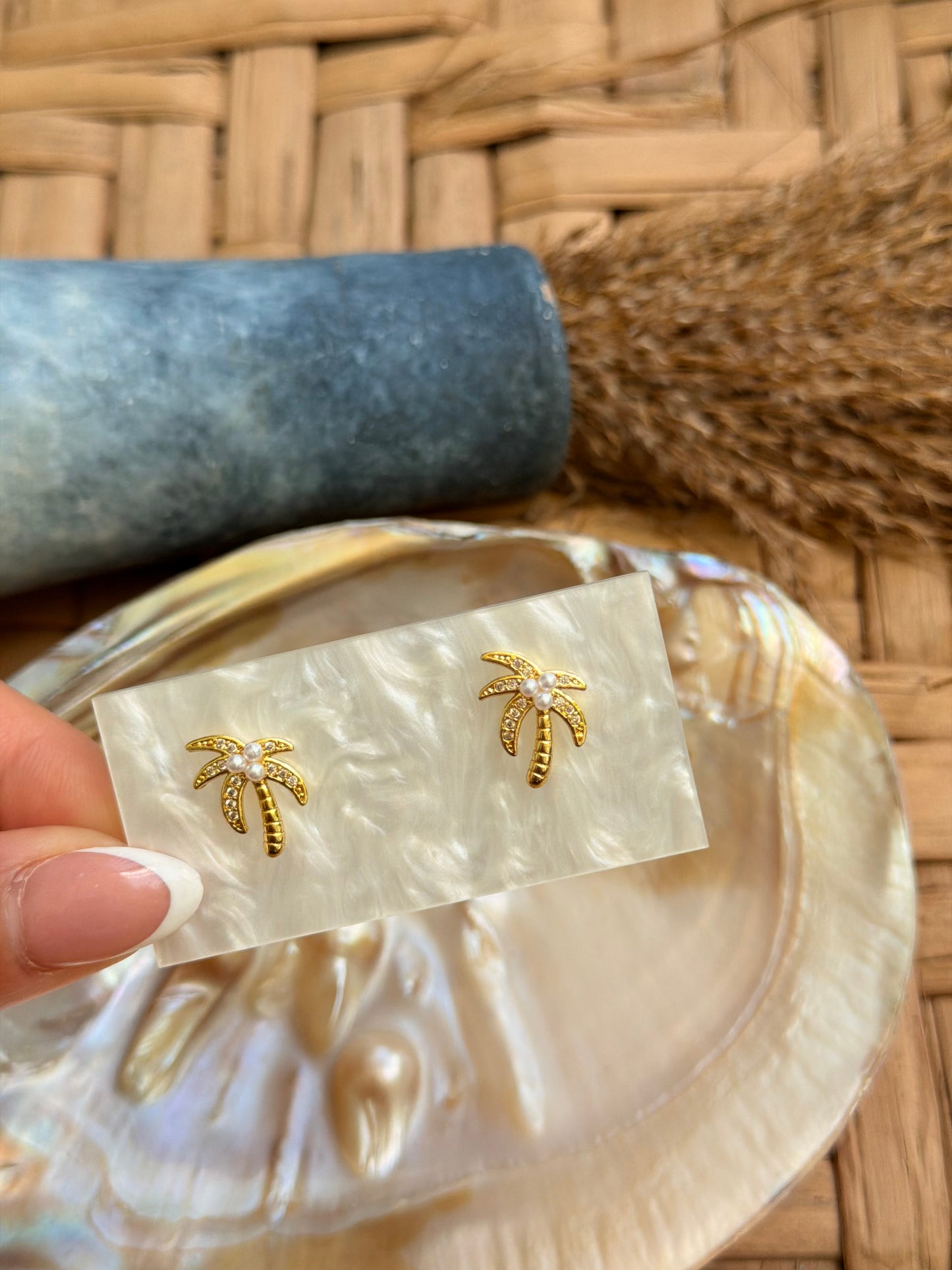 Palmera earring