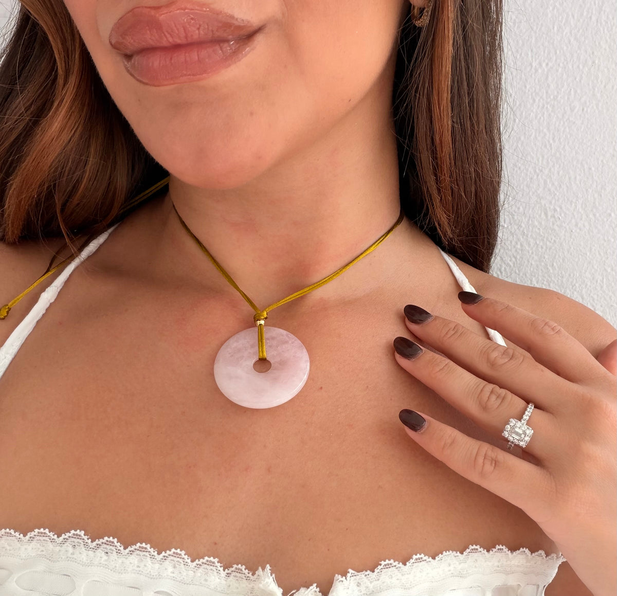 Big donut gem necklace