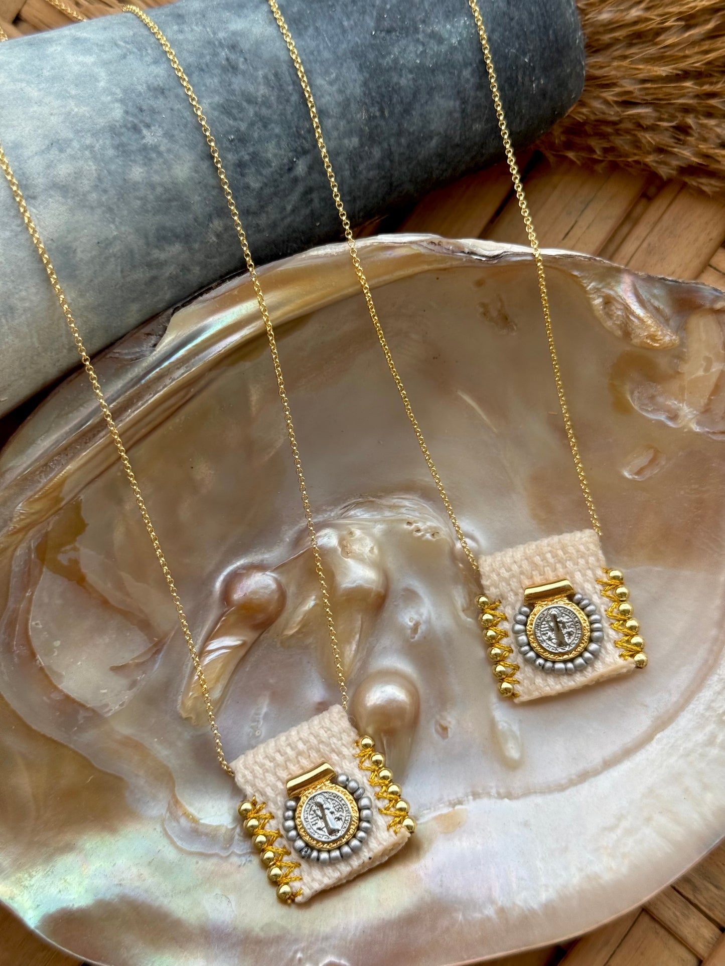 SAN BENITO Escapulario chain