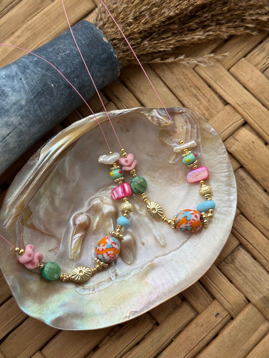 Colores necklace