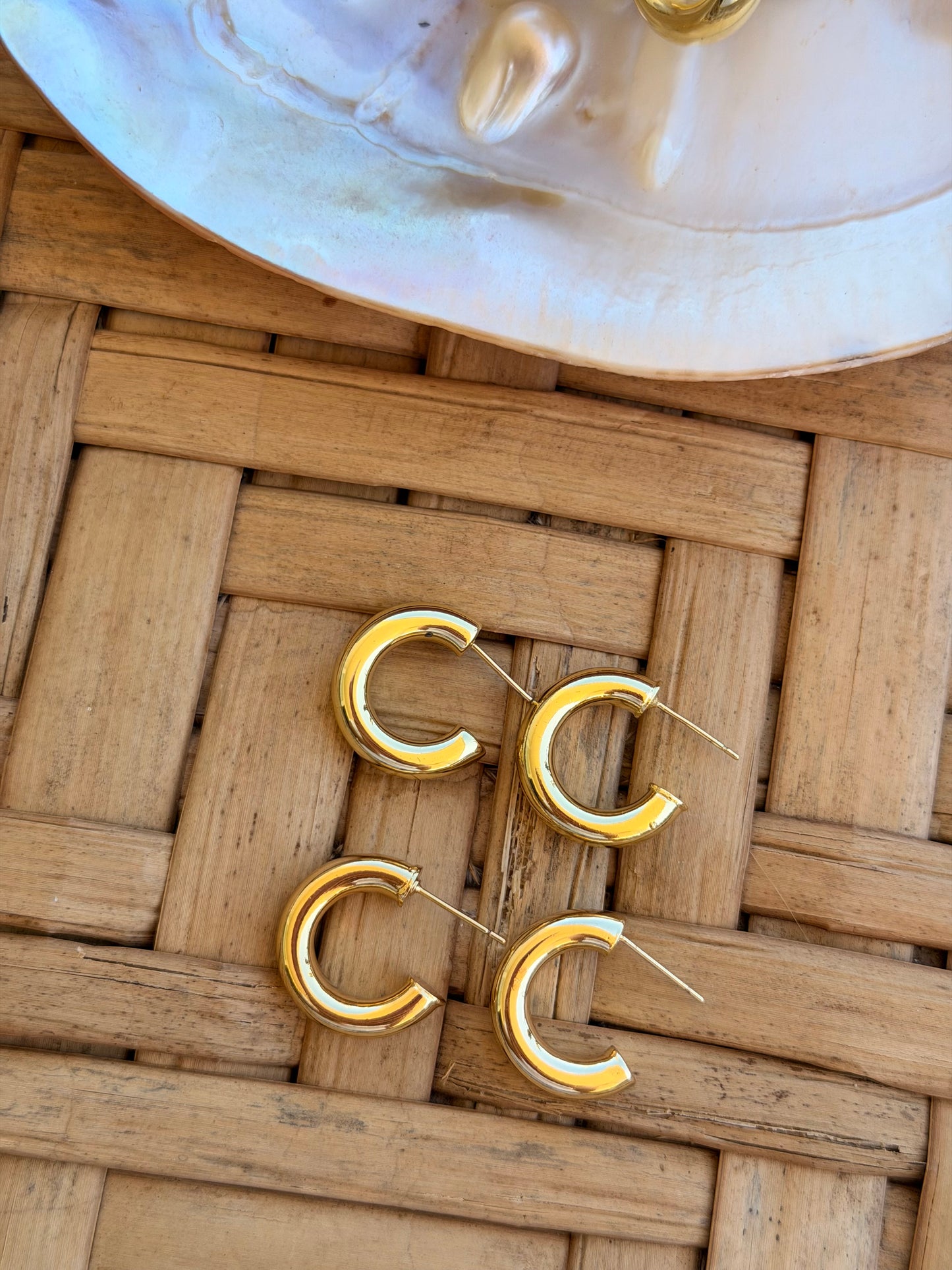 Chunky small hoops