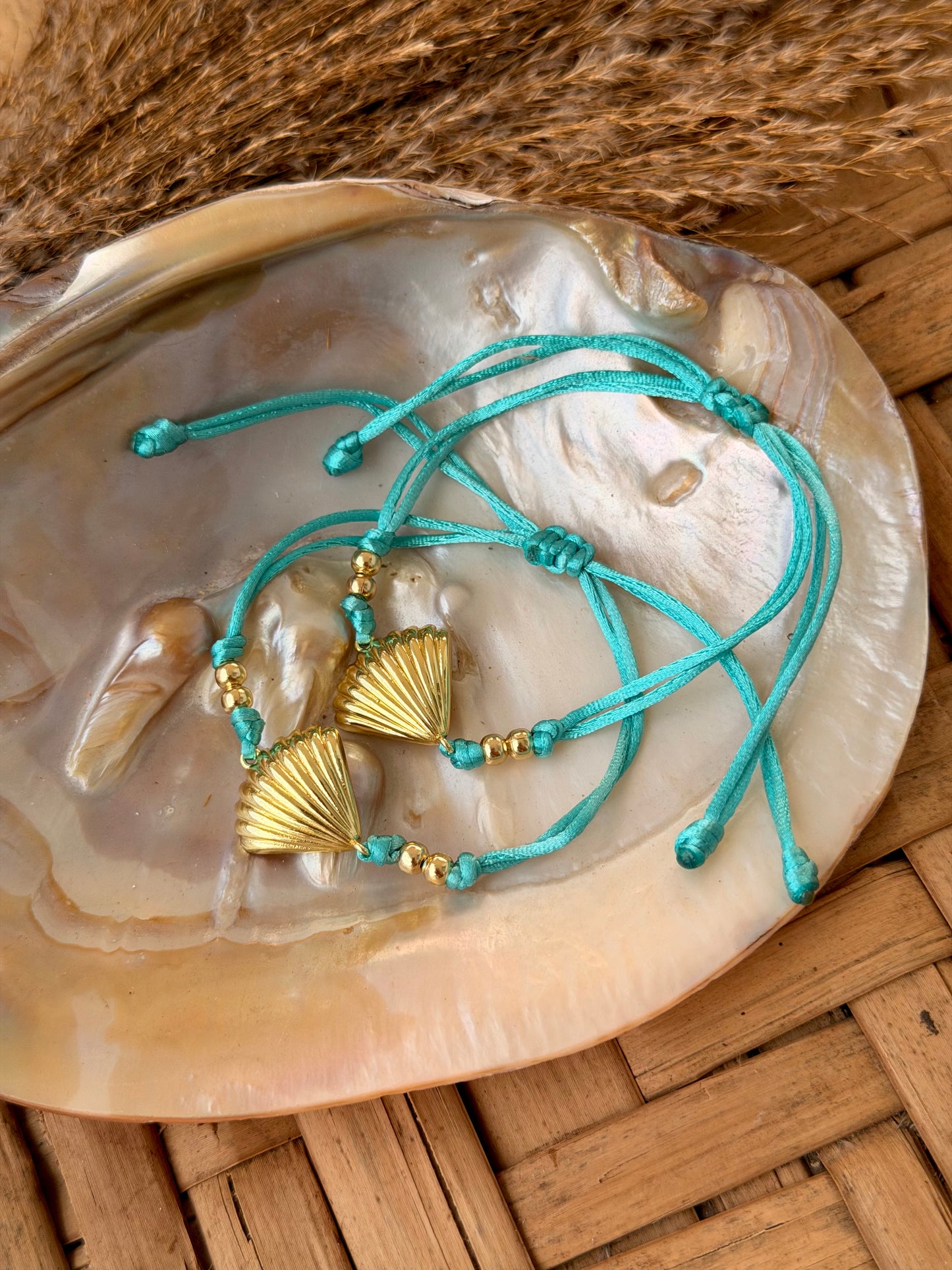 Concha bracelet