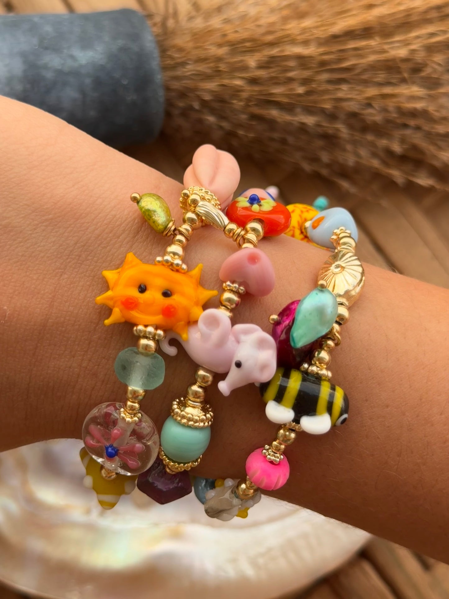 Seahorse bracelet pink