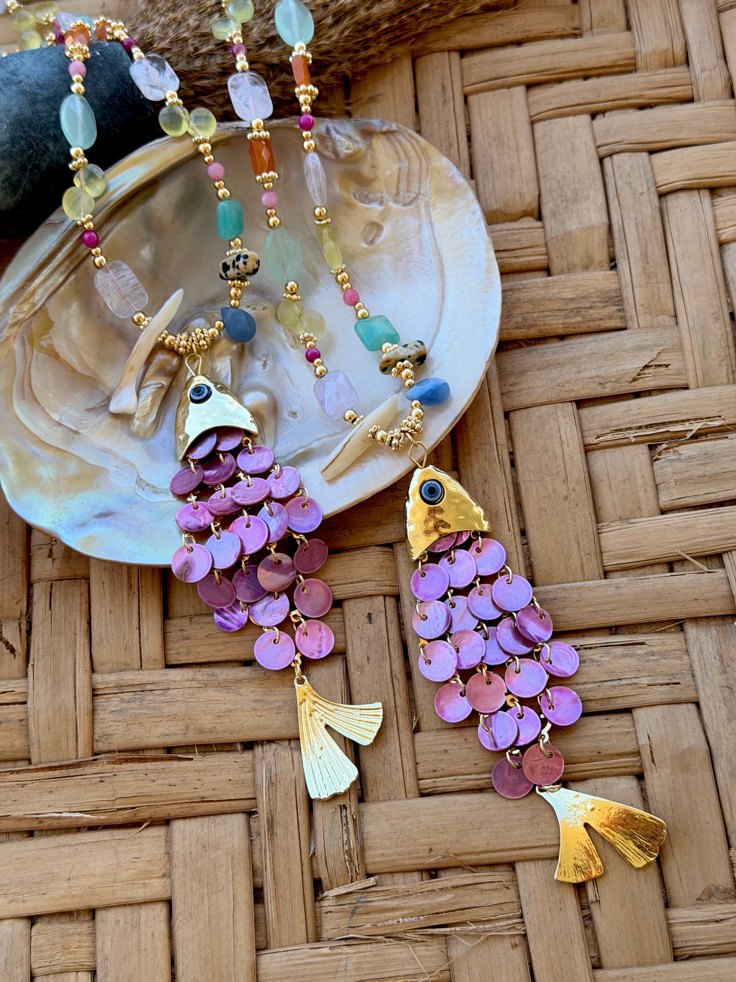 Escamas Fish necklace (violeta)