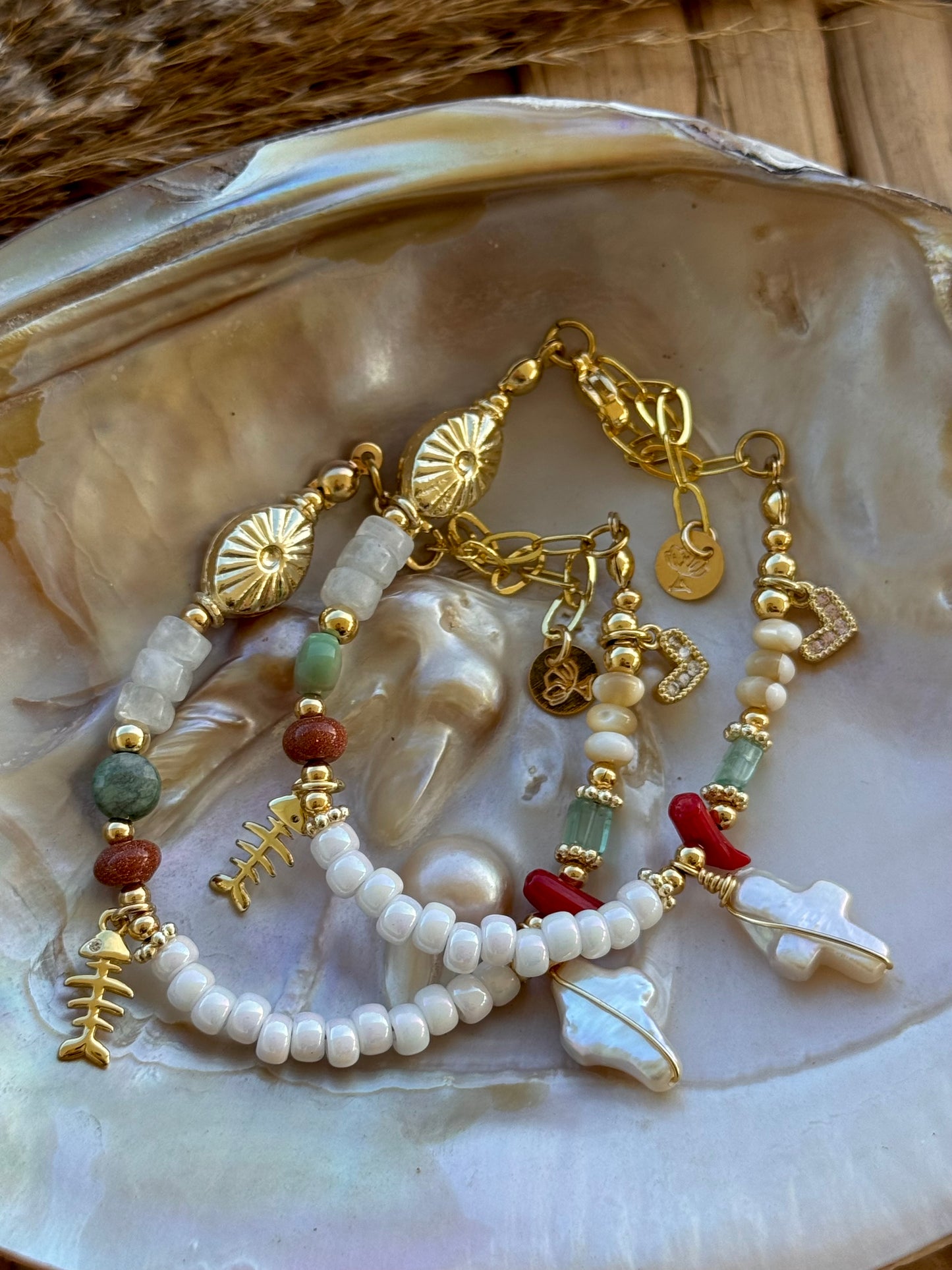 La historia de Jesús bracelet pt.2