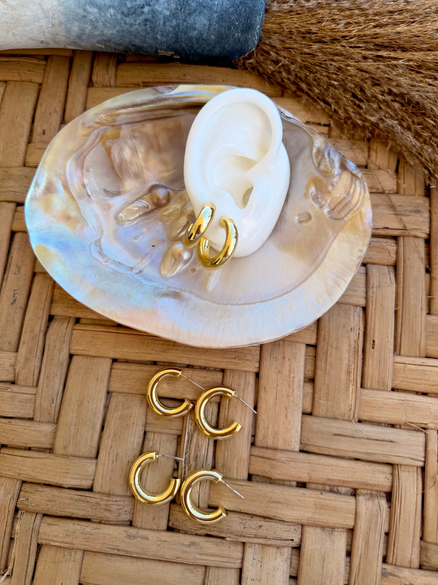 Chunky small hoops