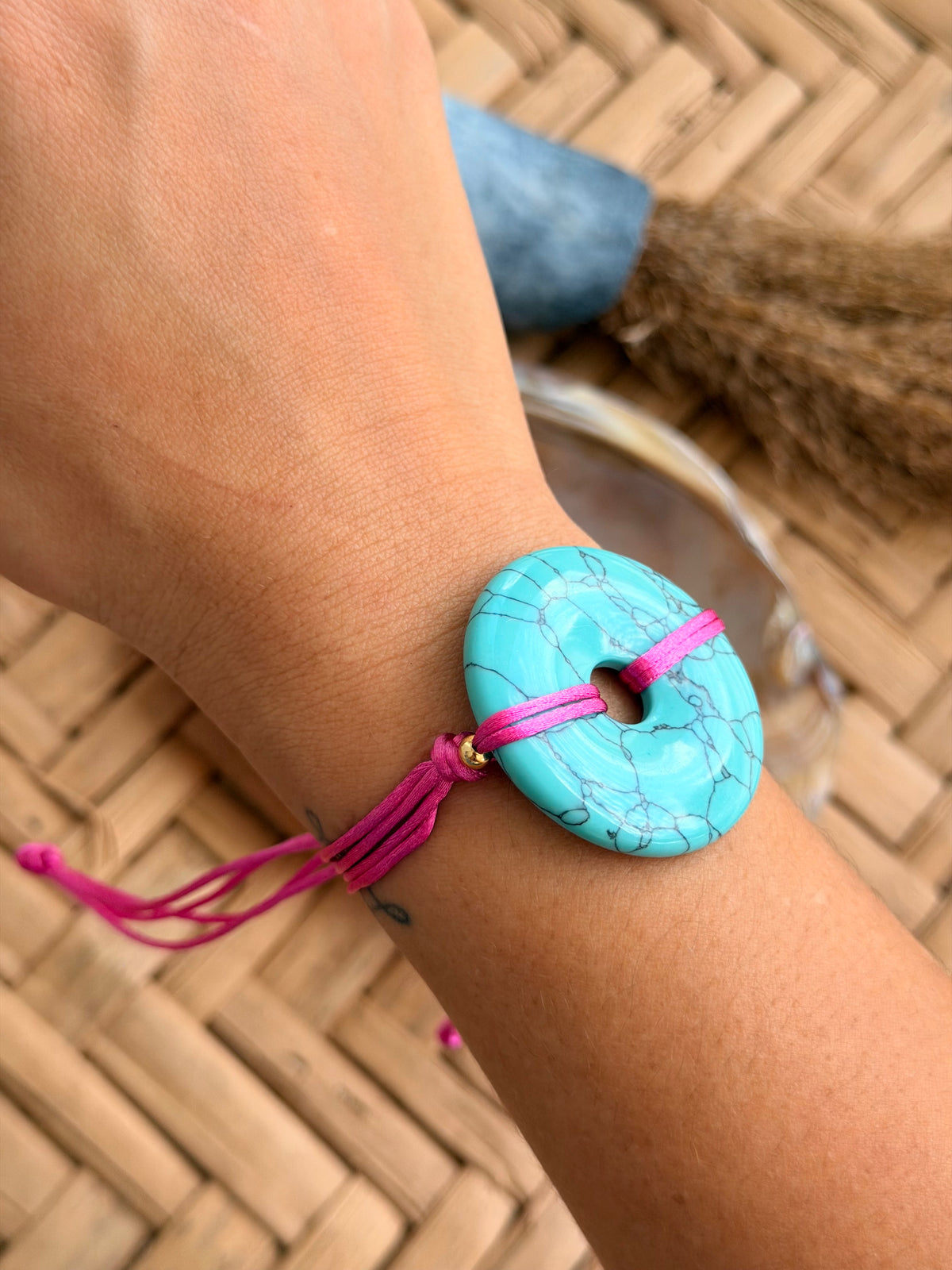 Big donut bracelet