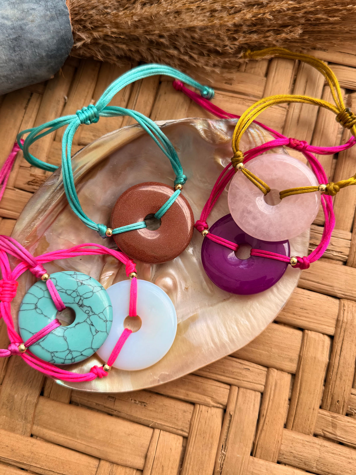 Big donut bracelet