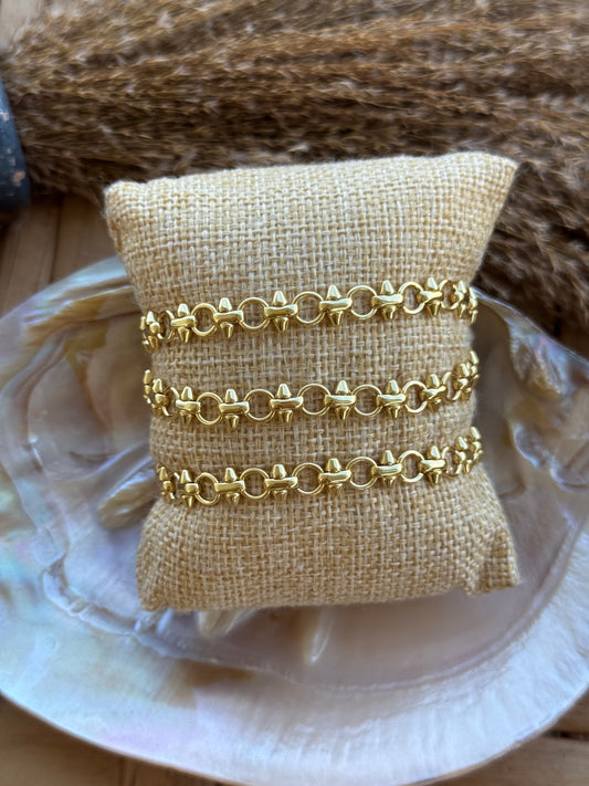 Spike chain bracelet