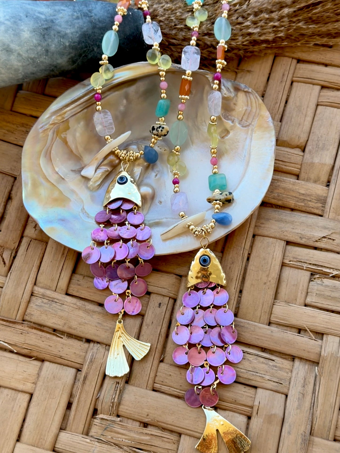 Escamas Fish necklace (violeta)