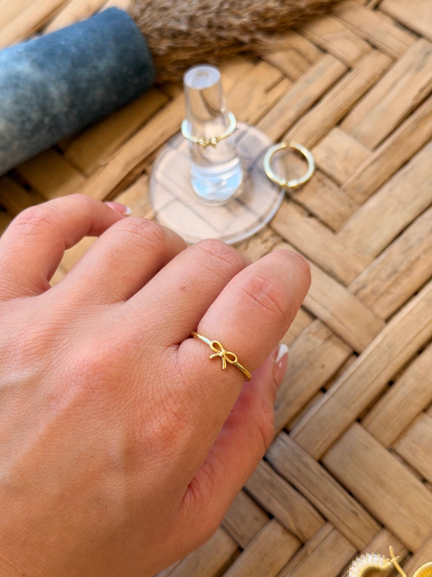 Bow ring